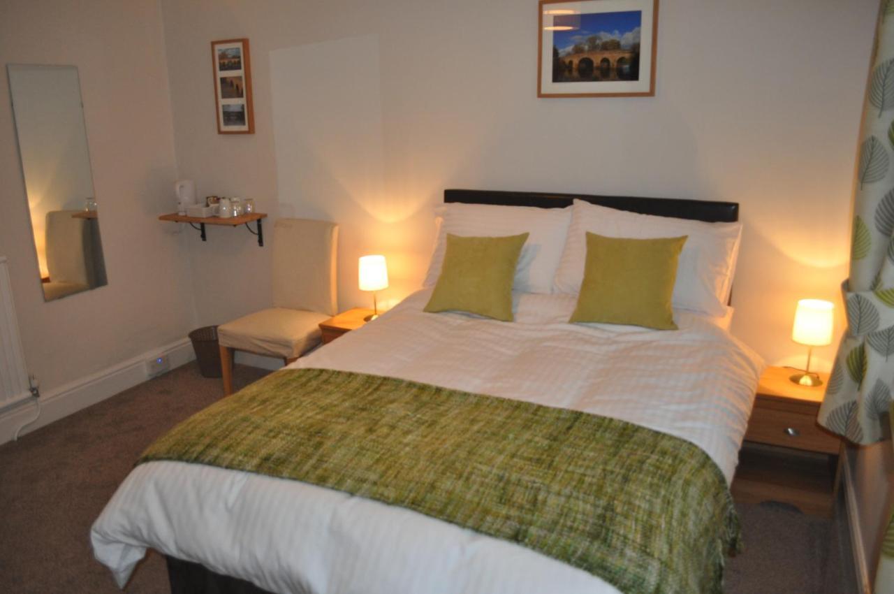 Woodlands 159 Bed & Breakfast Pershore Ngoại thất bức ảnh